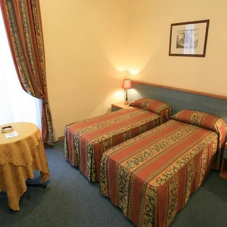 Stella Hotel 3*