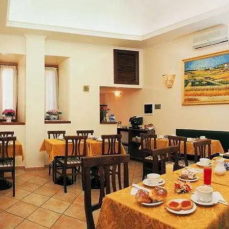 Stella Hotel 3*